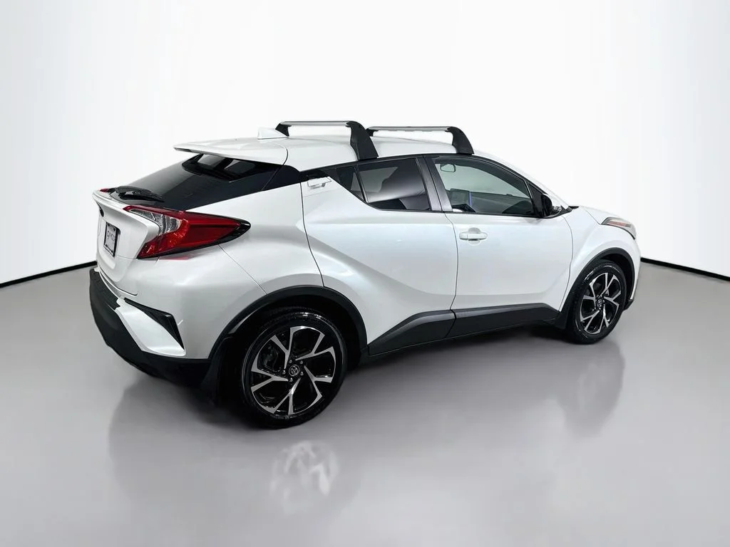 Used 2022 Wind Chill Pearl Toyota XLE image 7