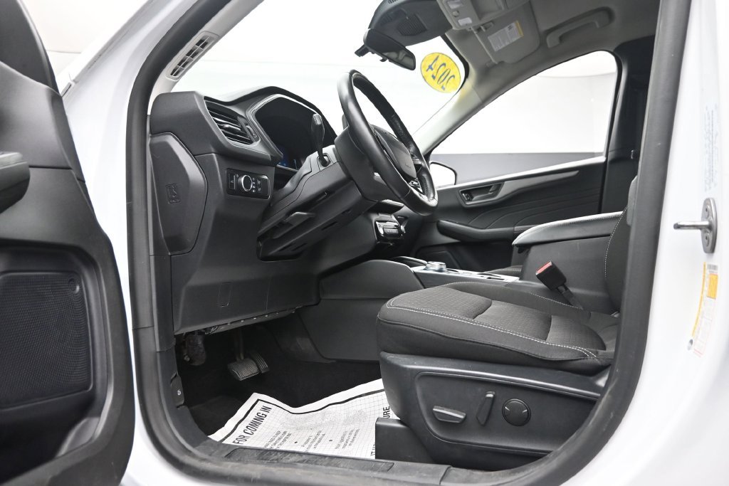 Used 2024 White Ford Active image 17