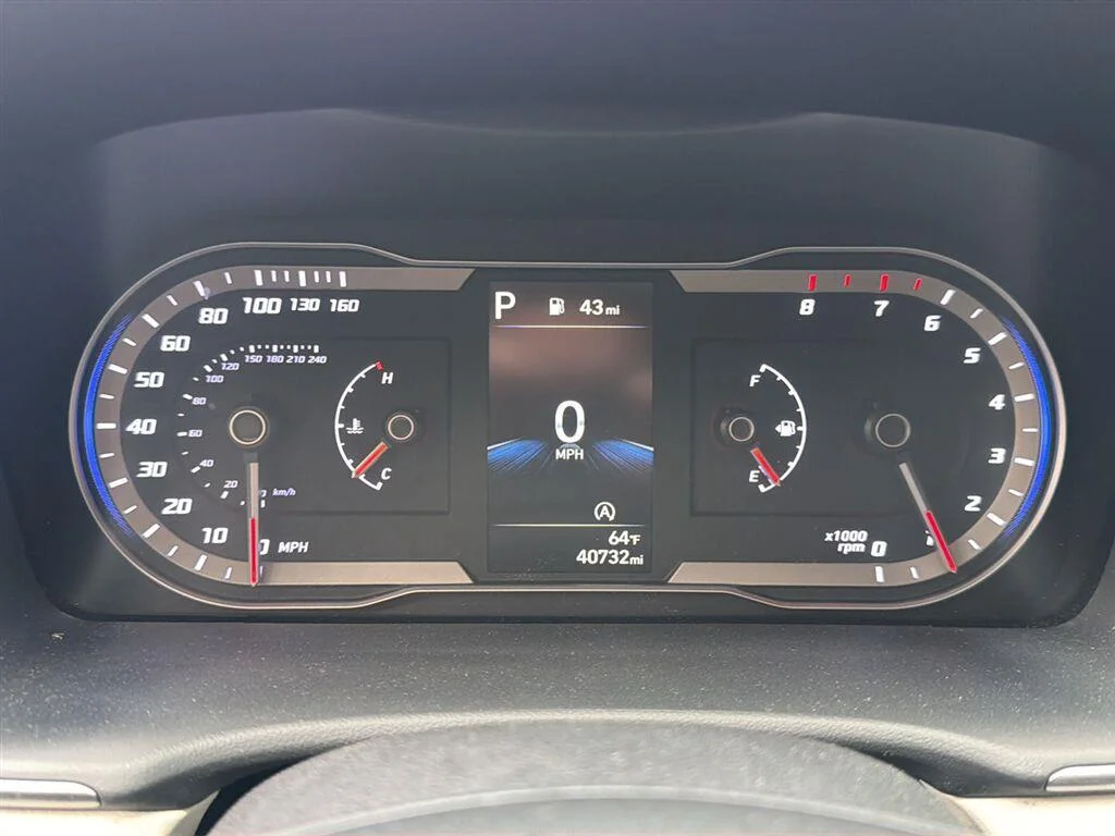 Used 2022 Quartz White Hyundai SEL image 16