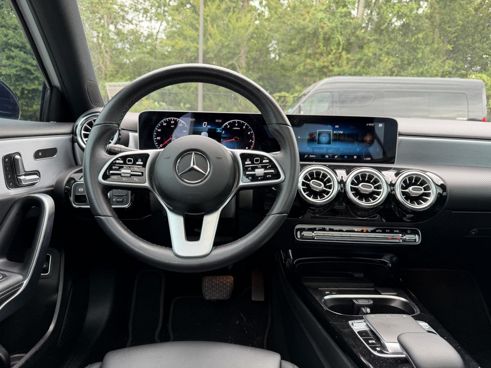 Used 2019 Polar White Mercedes-Benz A 220 image 18