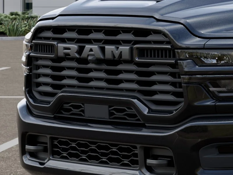 New 2026 Diamond Black Crystal Pearl-Coat Exterior Paint RAM Tradesman image 37