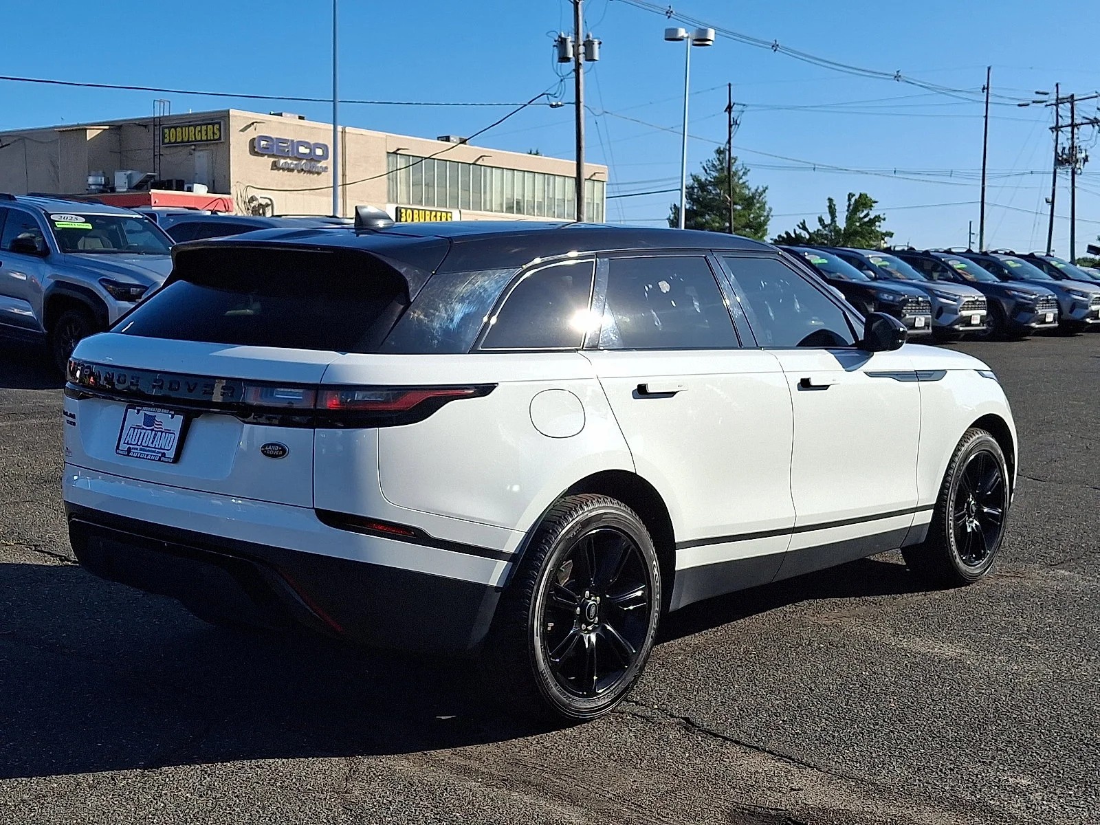 Used 2020 Fuji White - 1AA Land Rover S image 7
