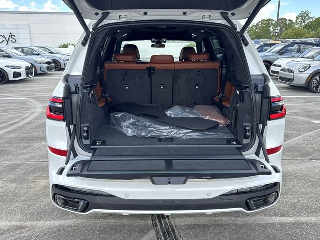 New 2027 Mineral White Metallic BMW xDrive40i image 15