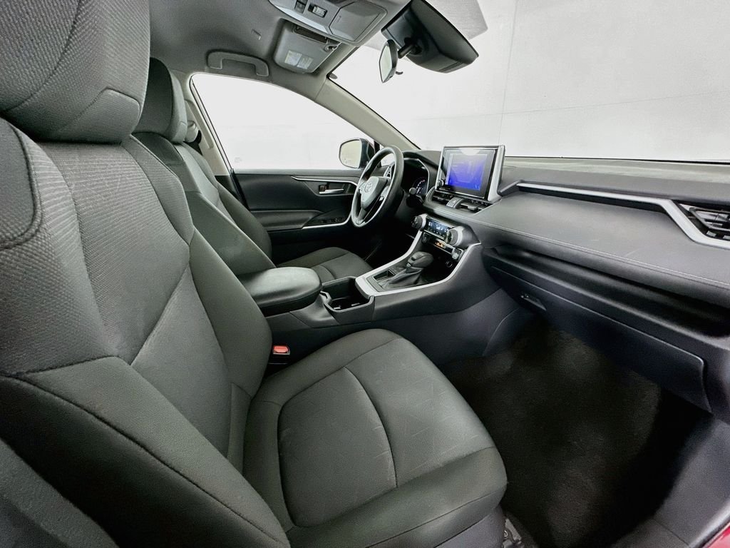 Used 2025 Red Toyota XLE image 28
