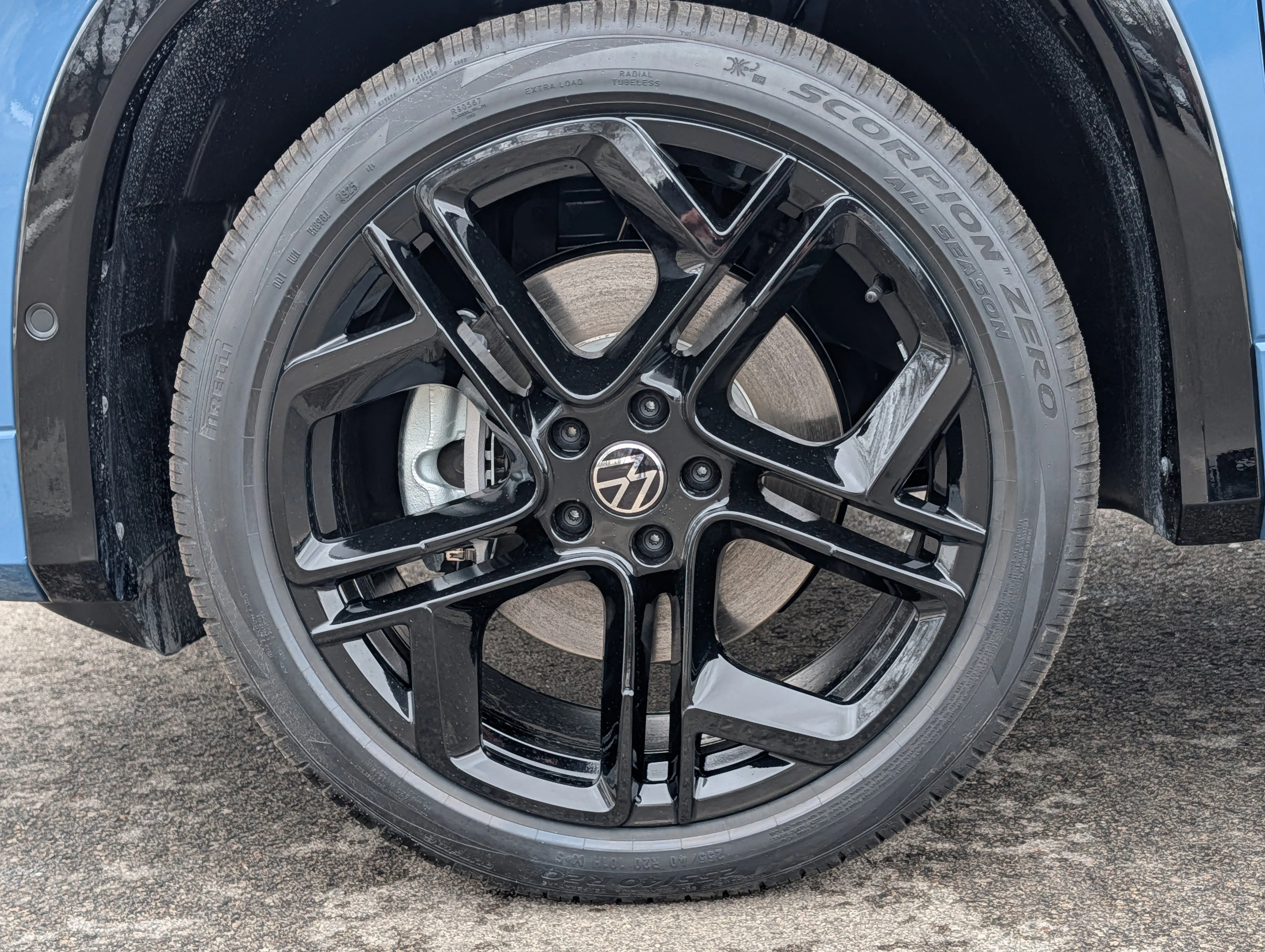 New 2026 Monterey Blue Pearl Volkswagen SE R-Line Black image 4