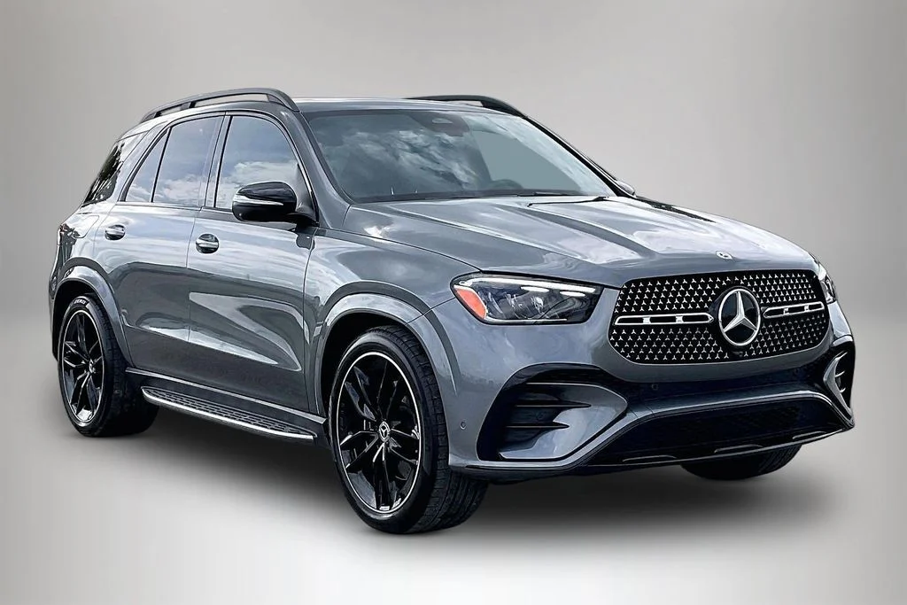 Used 2025 Gray Mercedes-Benz GLE 450 image 1