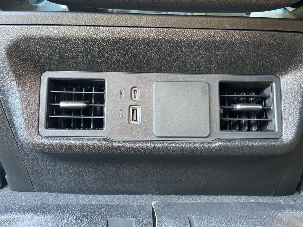 Used 2025 Summit White Chevrolet Custom image 13