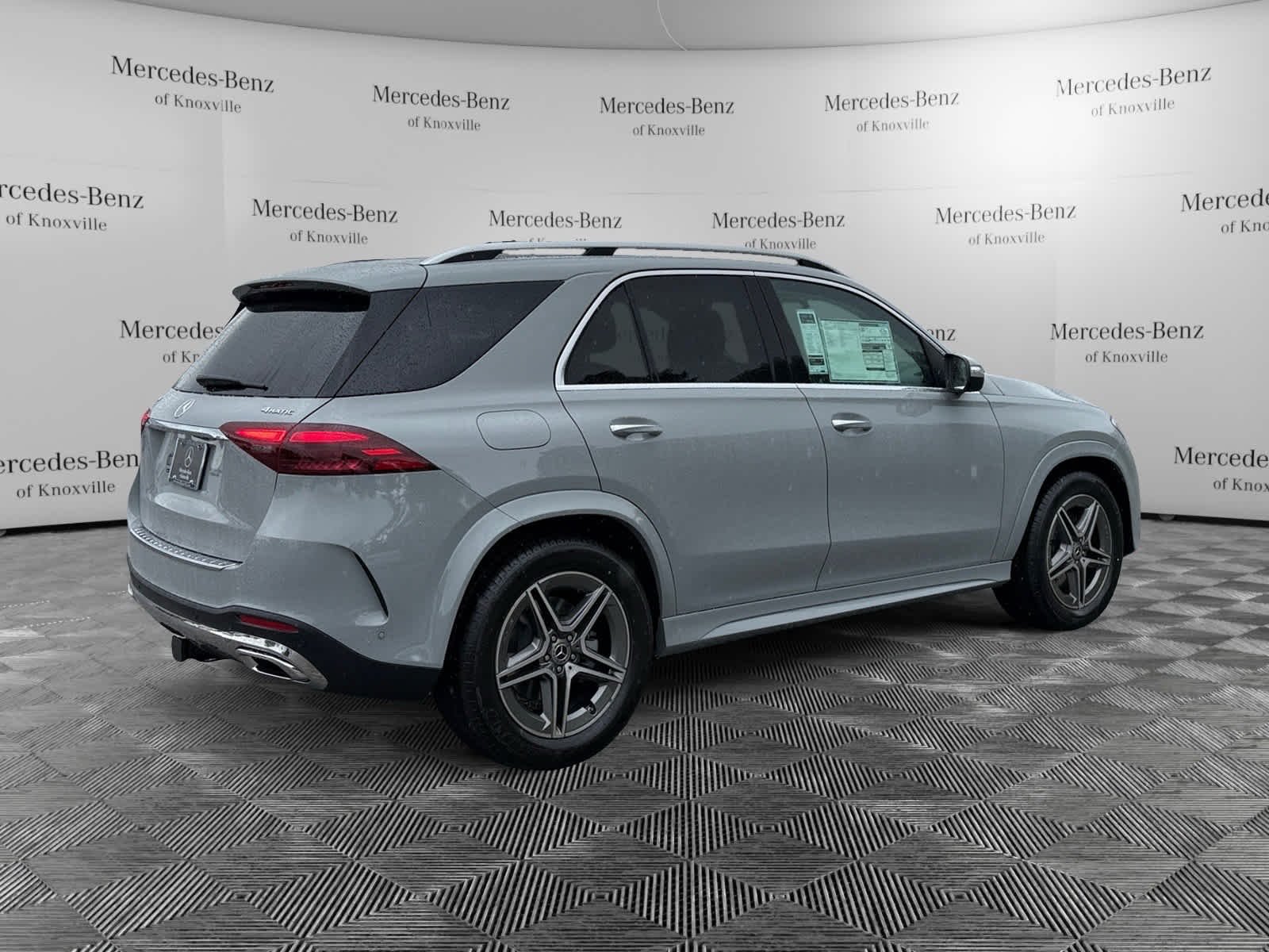 New 2026 MANUFAKTUR Alpine Grey Mercedes-Benz GLE 350 image 5