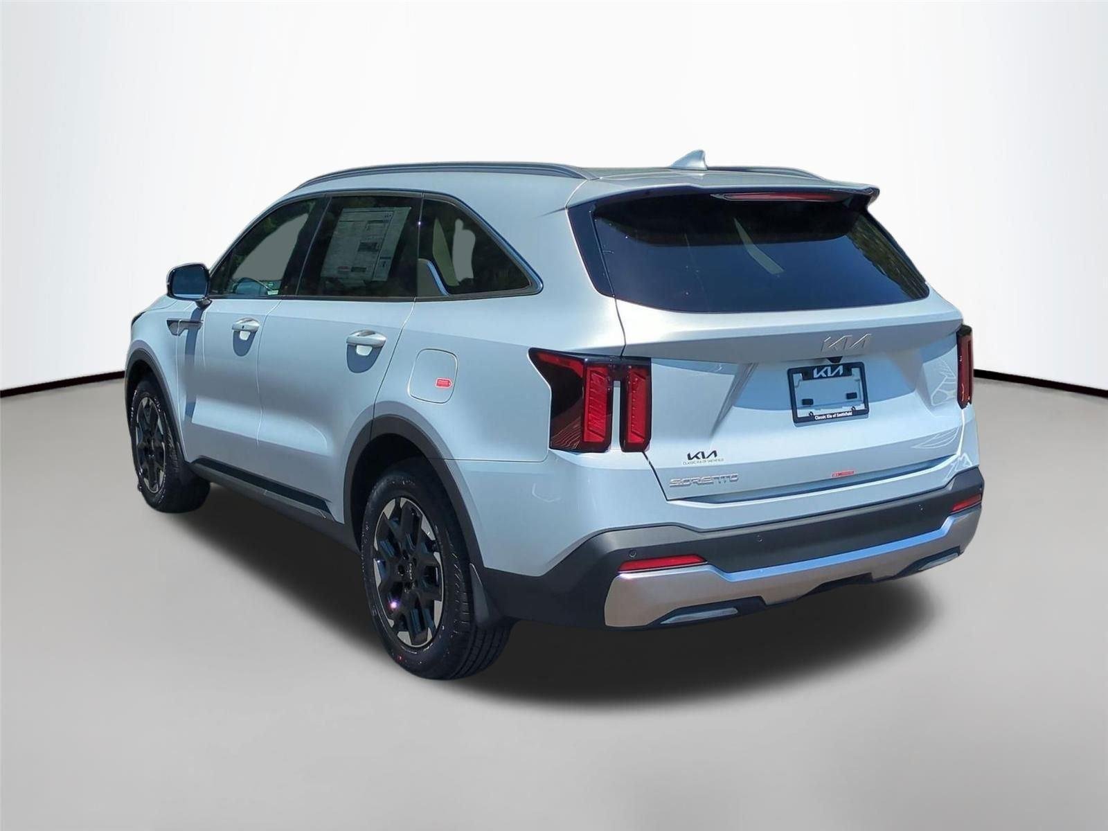 New 2026 Ivory Silver Kia S image 3