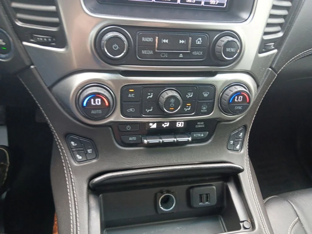 Used 2015 Black Chevrolet LTZ image 21