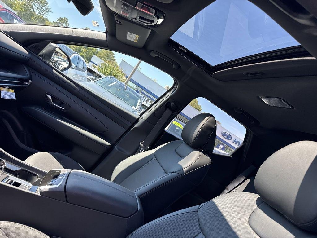 New 2026 Gray Hyundai SEL Activity FWD image 31
