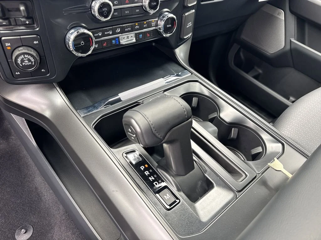 New 2026 Silver Ford Lariat image 32