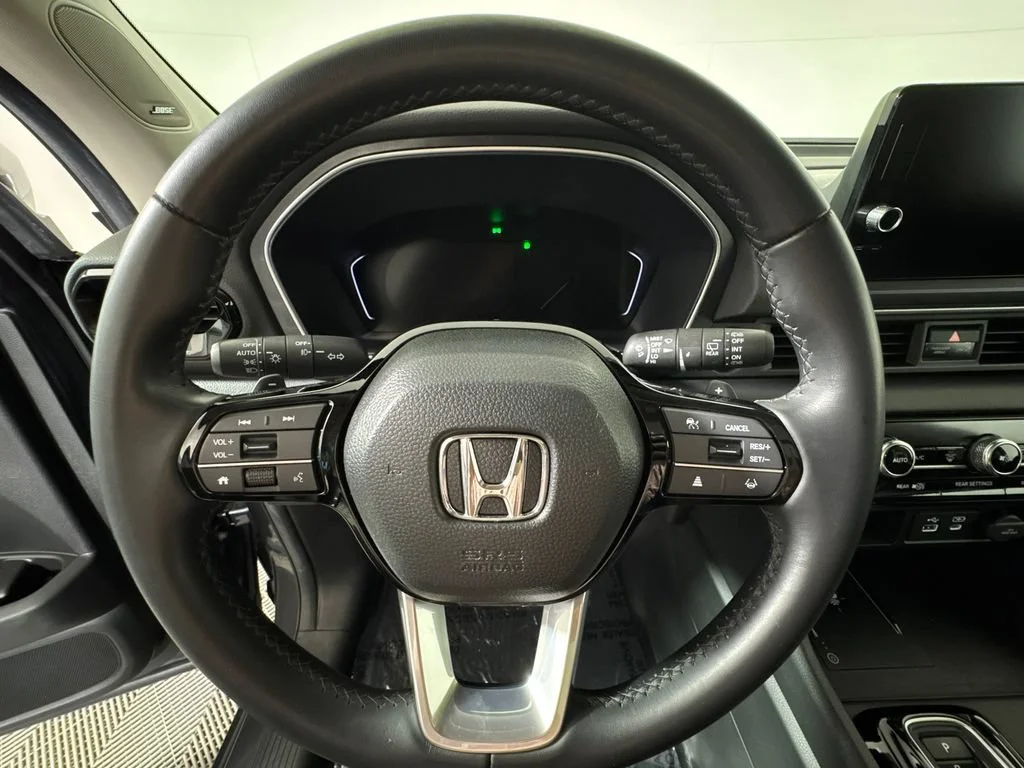 Used 2025 Gray Honda Touring image 29