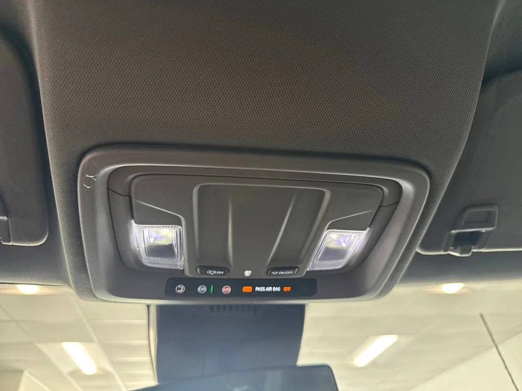 New 2026 Summit White Chevrolet LT image 18
