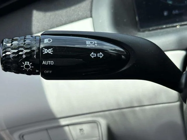 Used 2024 Black Pearl Hyundai Limited image 36