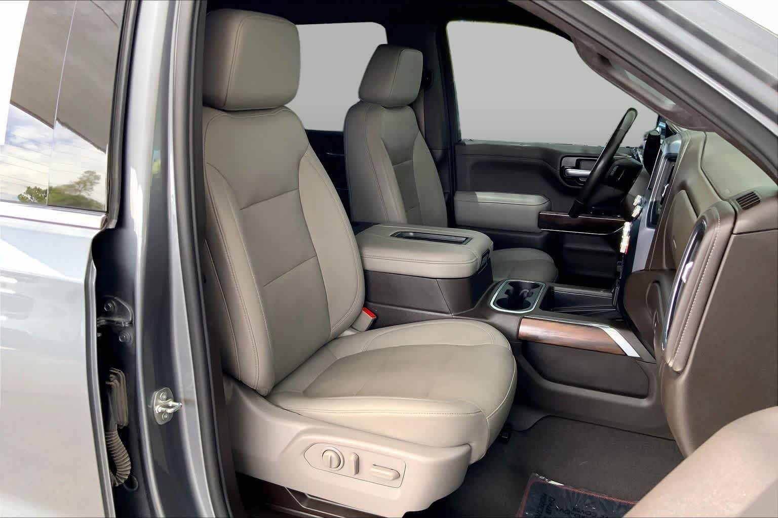 Used 2021 Satin Steel Metallic GMC SLT image 9