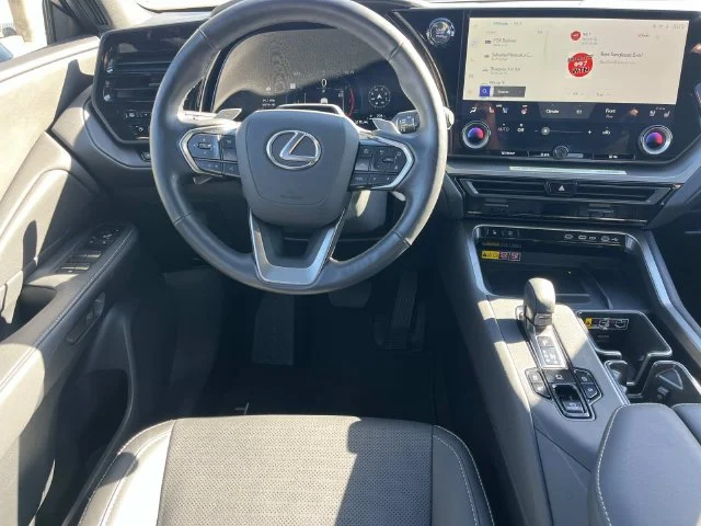 Certified Used 2026 PLATINUM WHITE PEARL MC. Lexus 350 Premium image 13