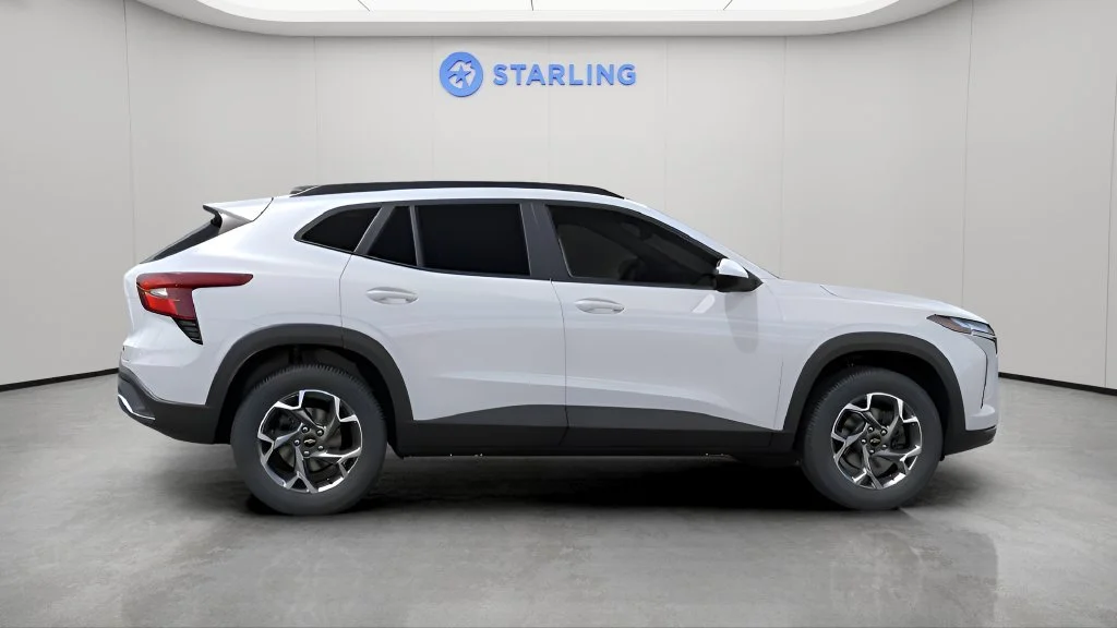 New 2026 Summit White Chevrolet LT image 4