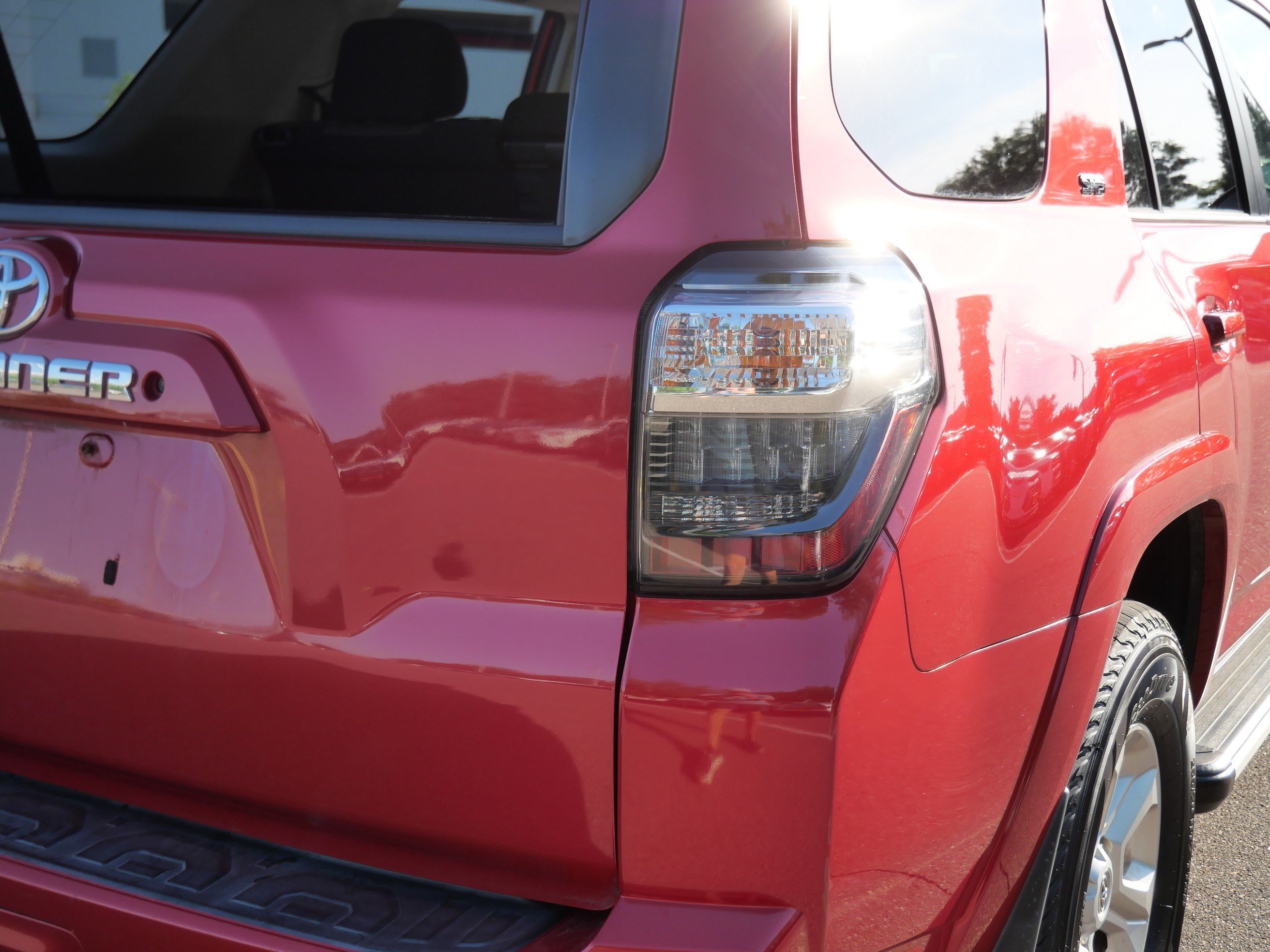 Certified Used 2016 Barcelona Red Metallic Toyota SR5 image 17