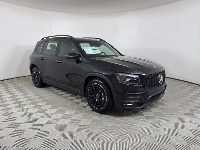 2026 Mercedes-Benz GLB AMG GLB 35 - Photo 14
