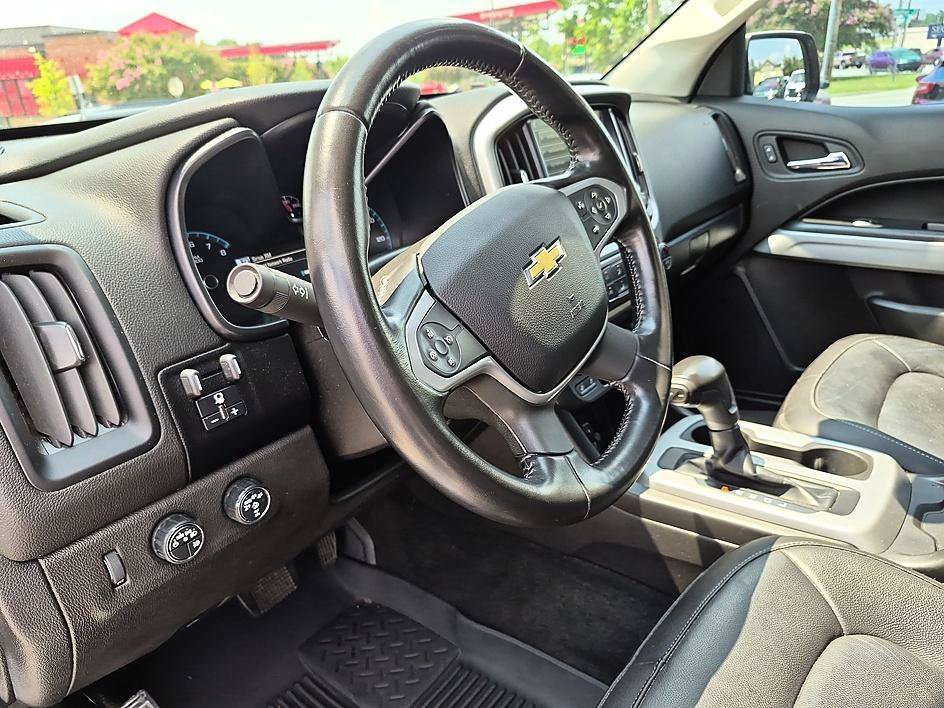 Used 2018 SUMMIT WHITE Chevrolet 4WD ZR2 image 16