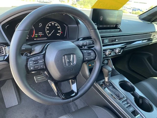2026 Honda Civic Hatchback Sport - Photo 17