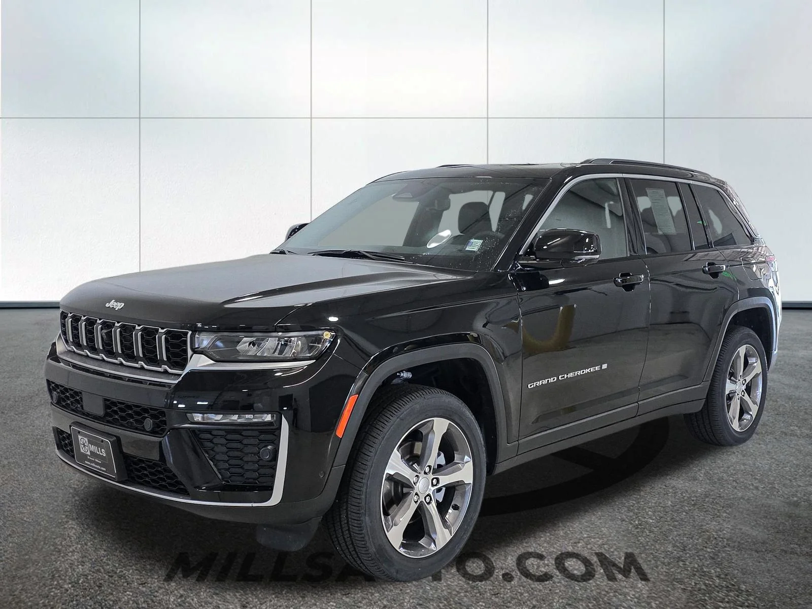 Used 2026 Jeep Grand Cherokee Limited with VIN 1C4RJHBR7TC226621 for sale in Willmar, Minnesota