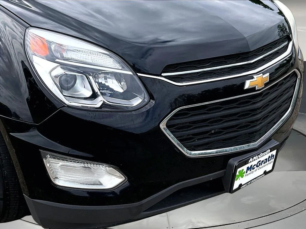 Used 2017 Black Chevrolet LT image 33
