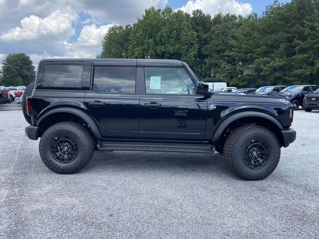 New 2026 Black Ford Outer Banks image 2