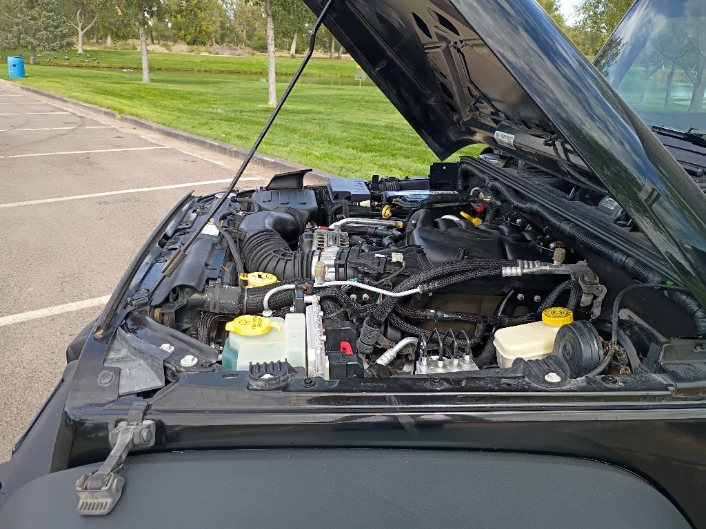 Used 2016 Black Clearcoat Jeep Sport image 34