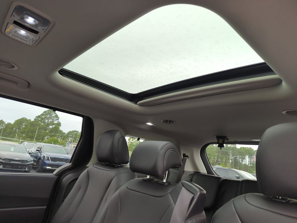 New 2026 Aurora Black Pearl Kia SX image 30