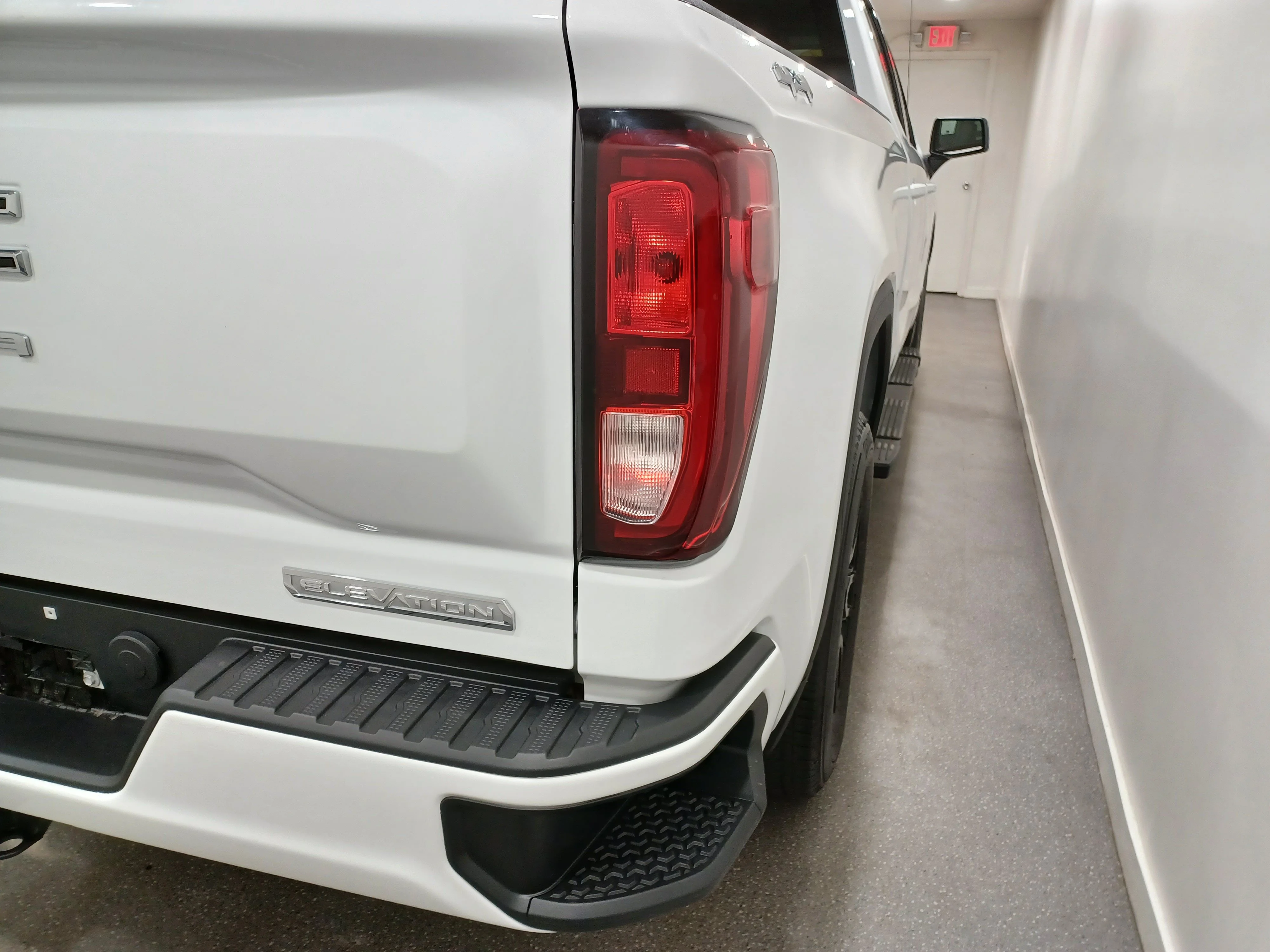 Certified Used 2024 Summit White GMC Elevation 4WD*6 Pass | Adaptive Cruise | Remote Start | Htd Seats | Park Assist | 6ft Box | Tow Pkg image 21