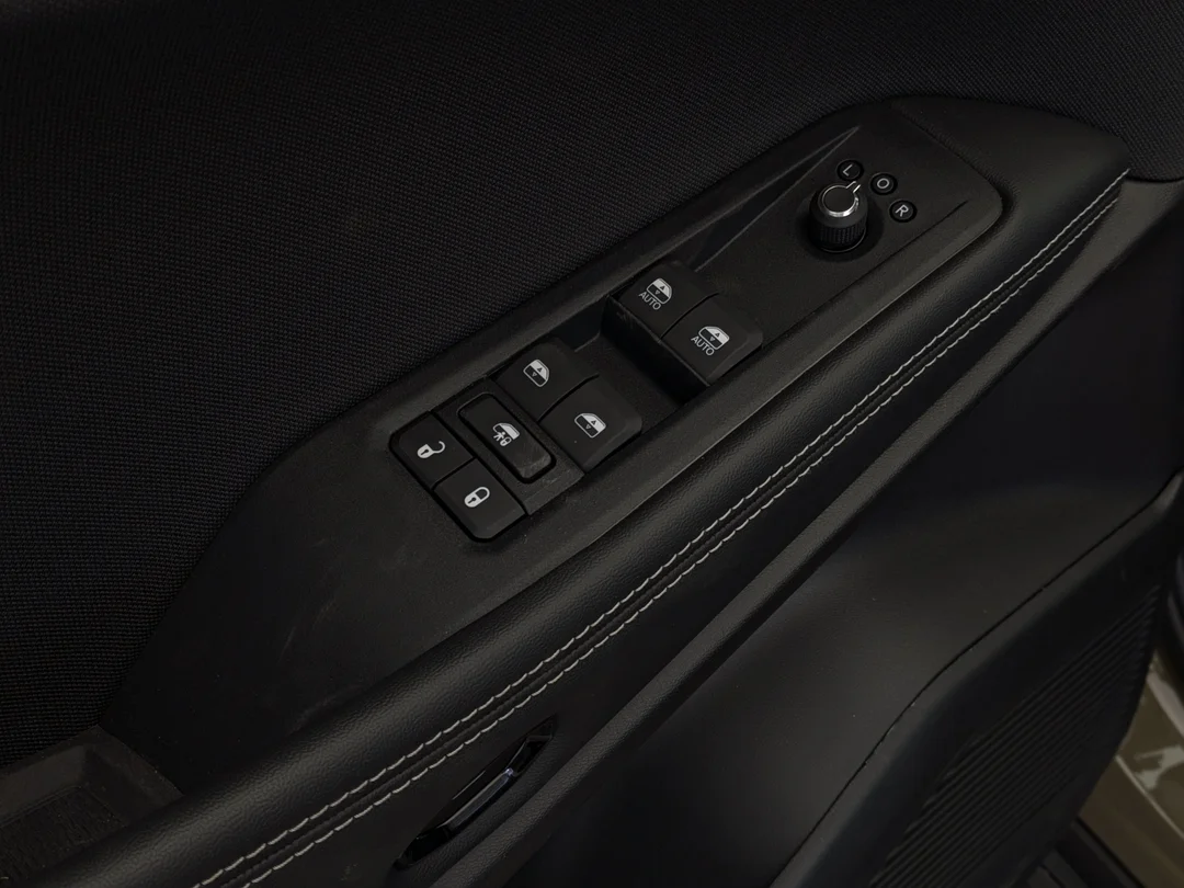 New 2026 41 Jeep Laredo - - 4x4 - Mopar Interior Protection Pkg - Compact Spare Tire & More! image 13