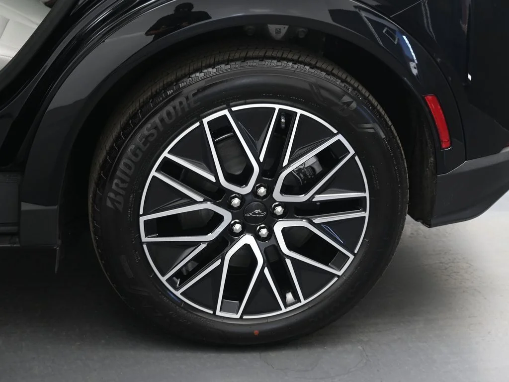 Used 2025 Black Ford Premium image 24