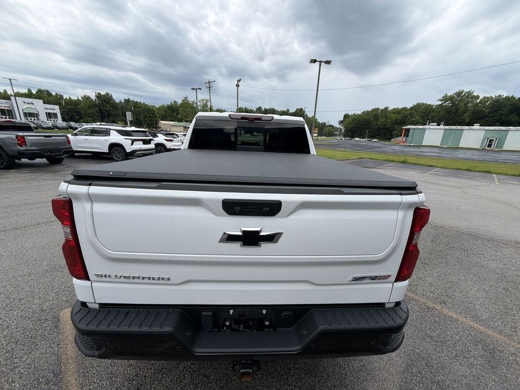 Used 2022 White Chevrolet ZR2 image 27