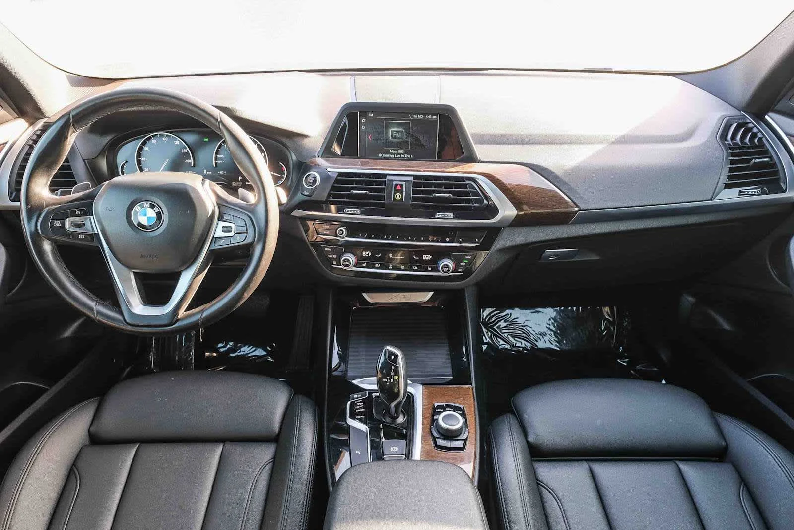 Used 2019 Alpine White BMW sDrive30i image 11