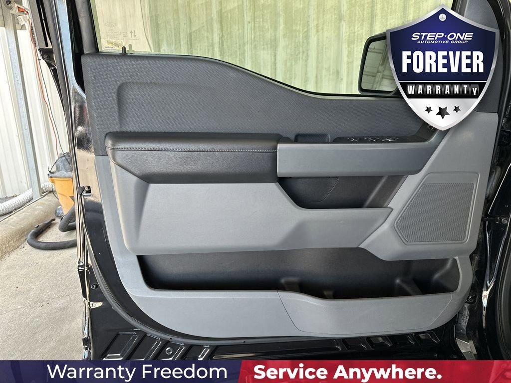 Used 2023 Black Ford XLT image 12