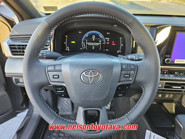 2026 Toyota Camry SE - Photo 16