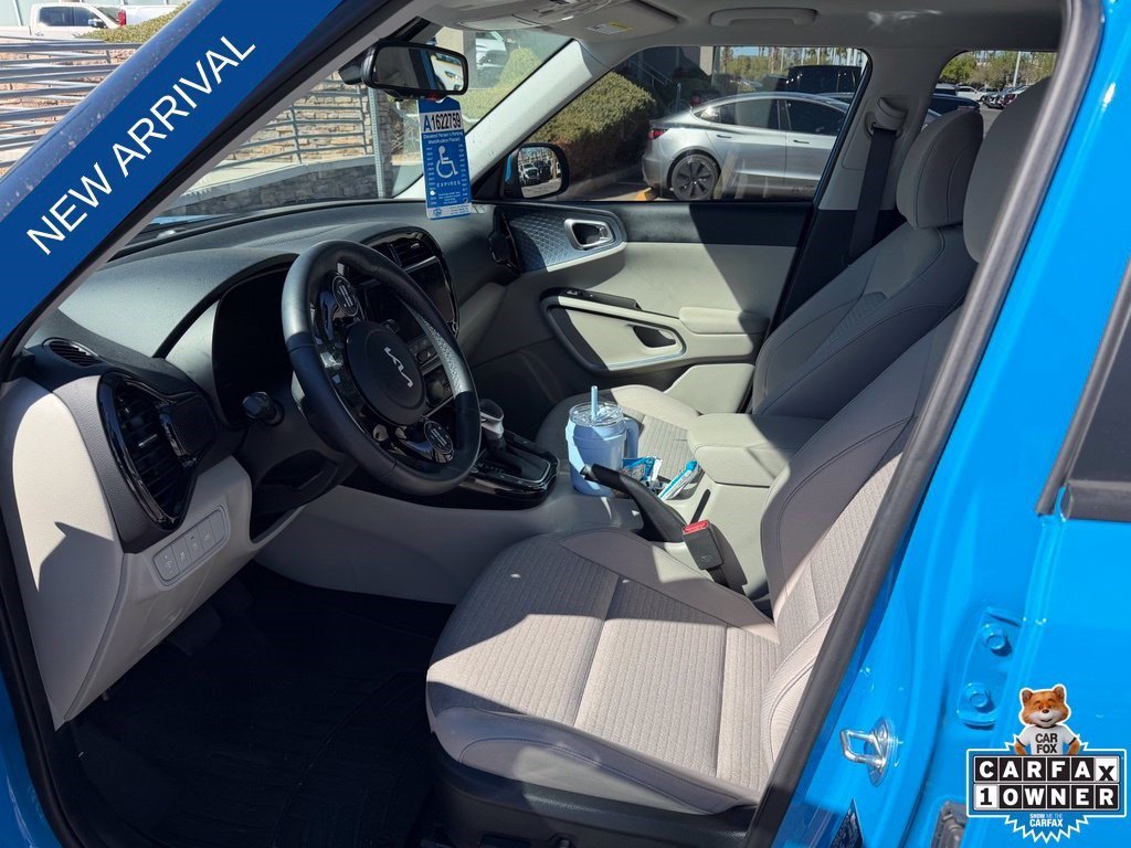 Used 2024 Surf Blue Kia EX image 5