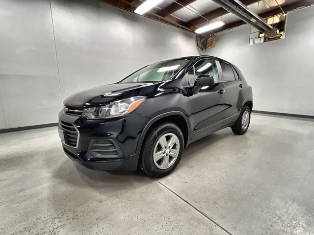 2021 Chevrolet Trax LS AWD's photo