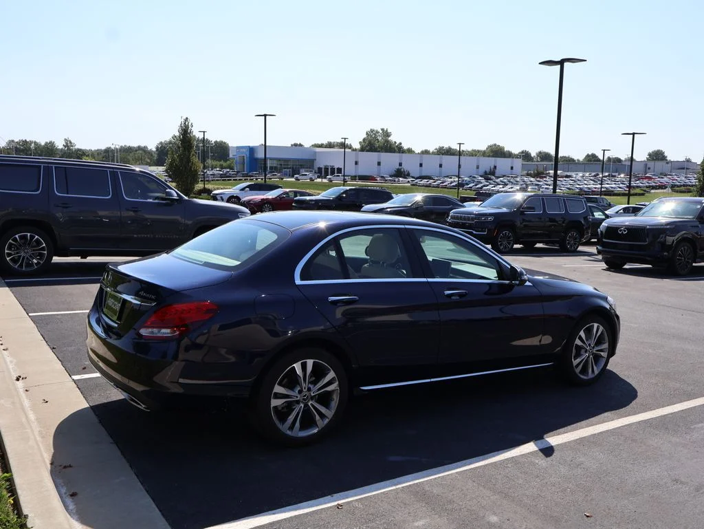 Used 2018 Blue Mercedes-Benz C 300 image 9