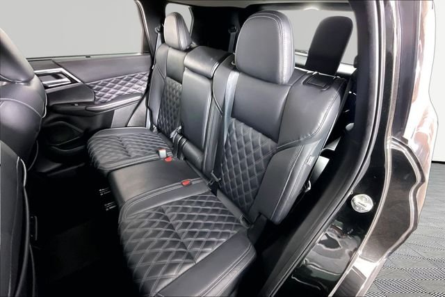 Used 2023 Black Mitsubishi  image 21