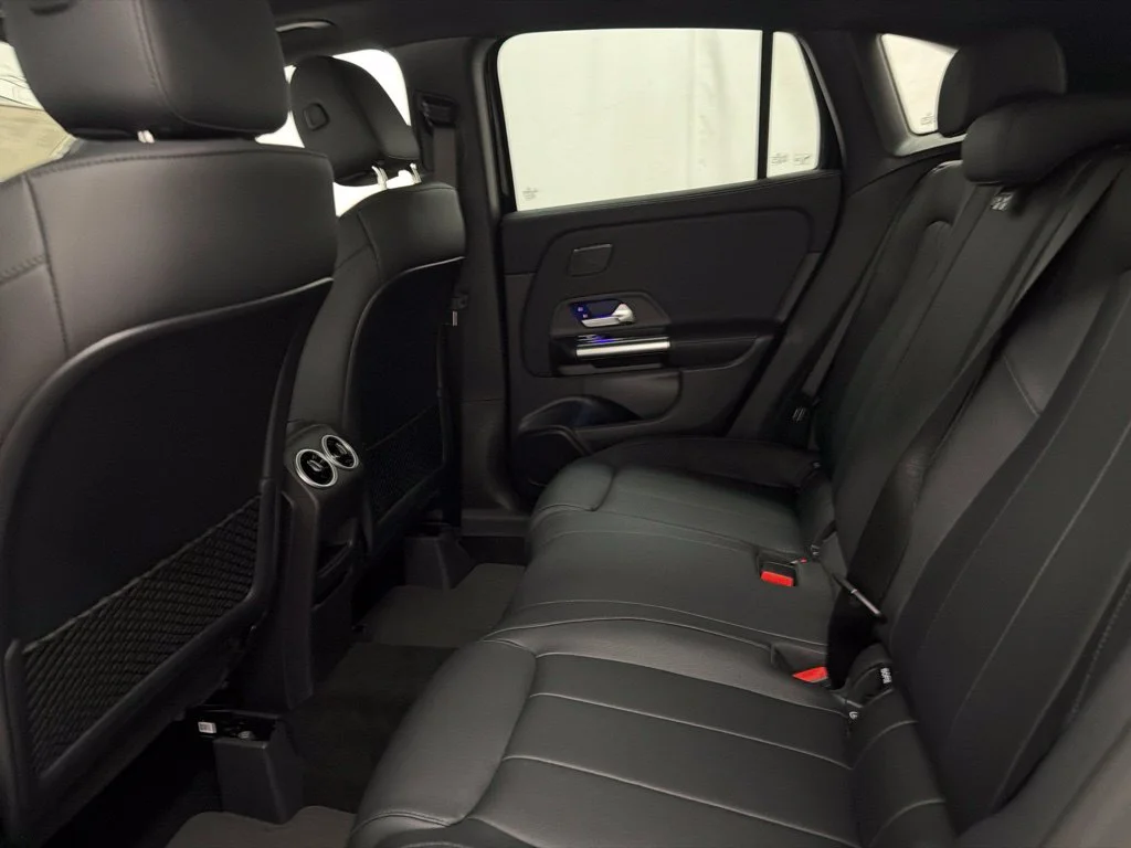 New 2026 Black Mercedes-Benz GLA 250 image 22