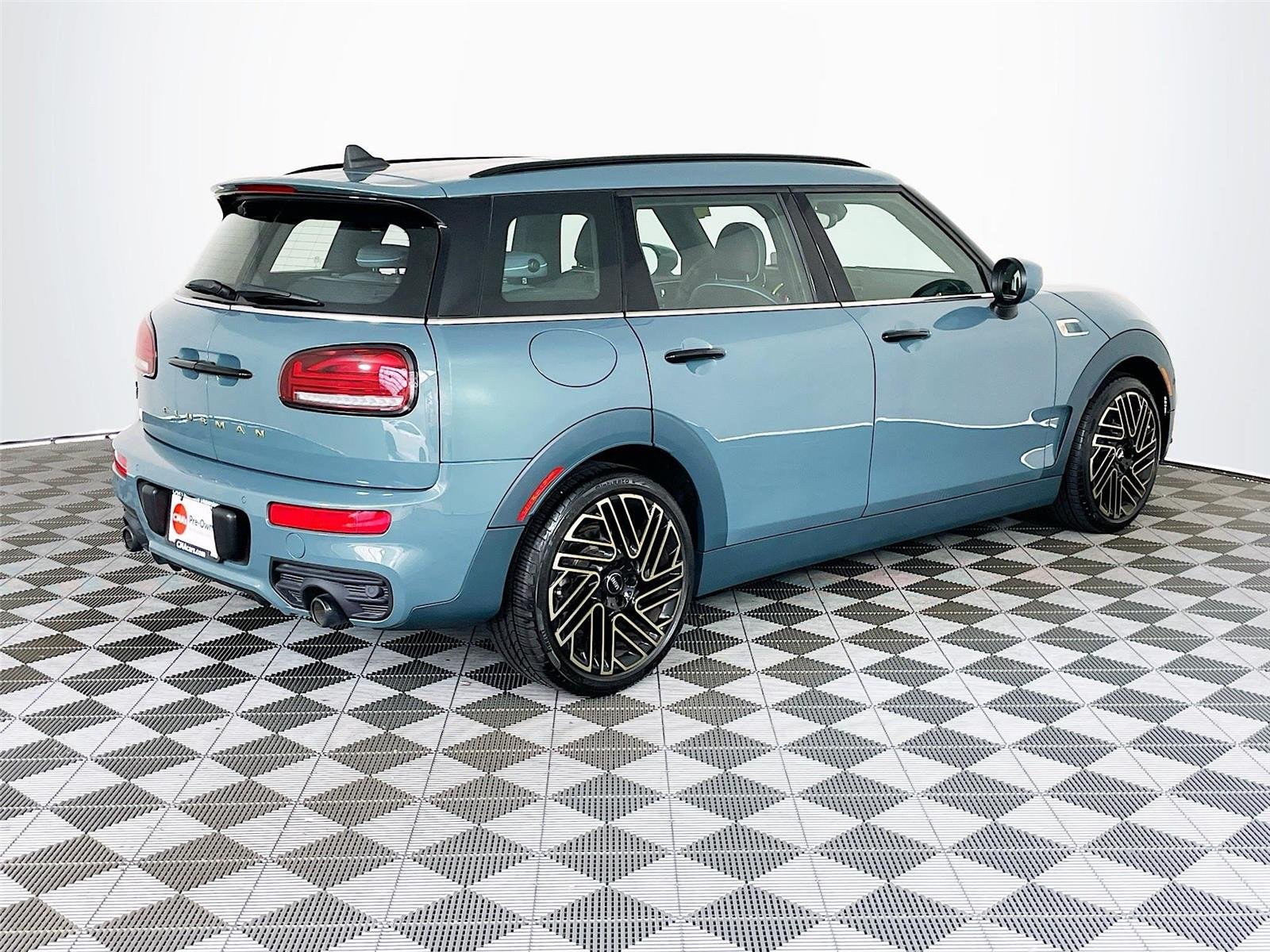 Used 2023 Sage Green Metallic MINI Cooper S image 9