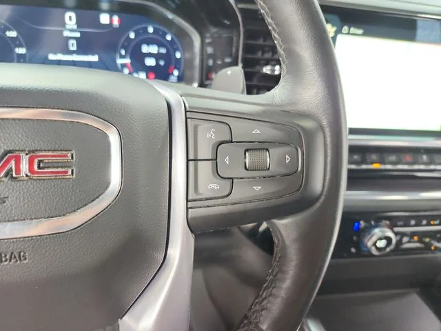 Used 2023 White GMC SLT image 25