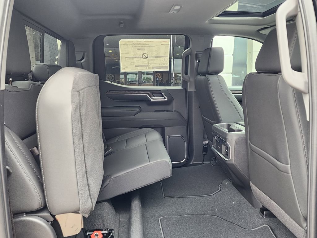 2026 GMC Sierra 1500 SLT - Photo 45