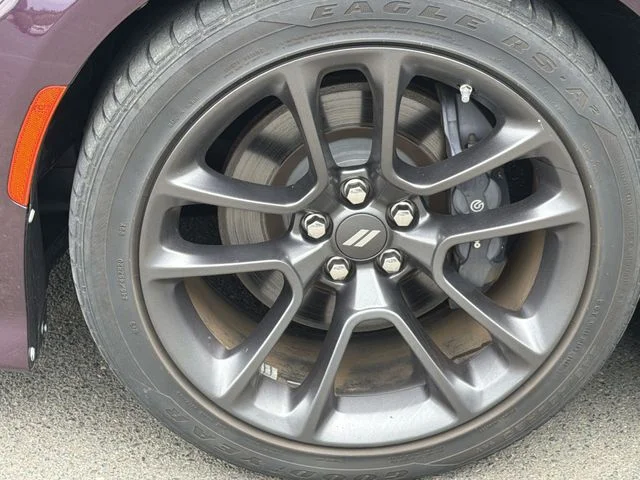 Used 2022 Purple Dodge R/T Scat Pack image 9