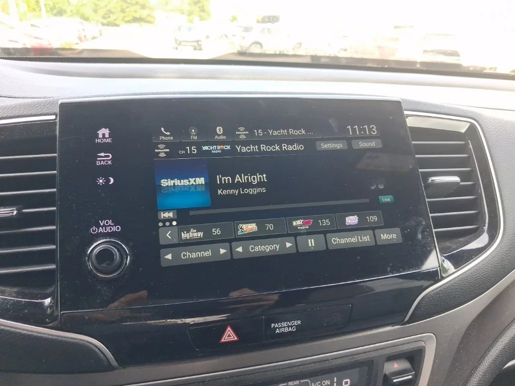 Used 2022  Honda EX-L image 25