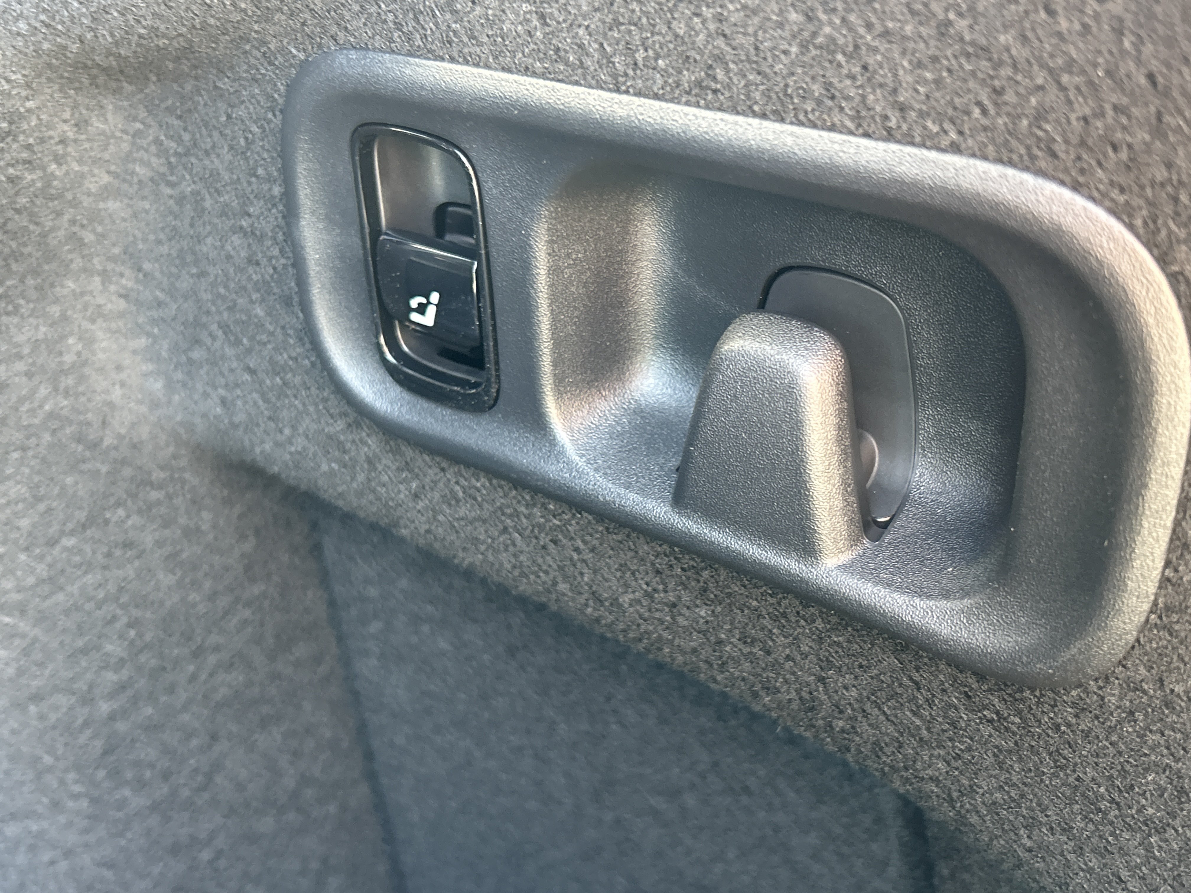 New 2026 Graphite Grey Metallic Mercedes-Benz C 300 4MATIC® Sedan image 11