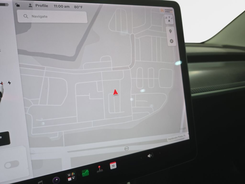 Used 2020 Pearl White Multi-Coat Tesla  image 17